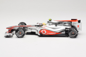 McLaren MP4-25 Mercedes #2 L. Hamilton Vodafone McLaren F1 2010 Minichamps 1:18 530101802 Μέταλλο - εικόνα 3 από 7