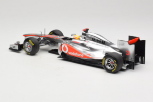 McLaren MP4-26 Mercedes #3 L. Hamilton Vodafone McLaren F1 2011 Minichamps 1:18 530111803 Μέταλλο - εικόνα 5 από 7
