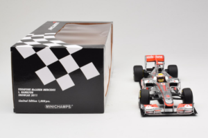 McLaren MP4-26 Mercedes #3 L. Hamilton Vodafone McLaren Showcar F1 2011 Minichamps 1:18 530111873 Μέταλλο - εικόνα 7 από 7