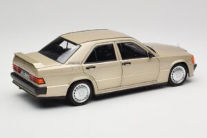 Mercedes 190E W201 2.3-16 Smoke Silver Metallic Norev 1:18 183831 Μέταλλο - εικόνα 3 από 8