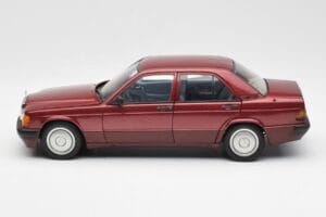 Mercedes 190E W201 2.0 Κόκκινο Dealer Edition AUTOart 1:18 B66040383 Μέταλλο - εικόνα 4 από 8