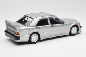 Mercedes 190E 2.5-16 EVO 1 W201 Ασημί Minichamps 1:18 155036001 Μέταλλο - εικόνα 2 από 6