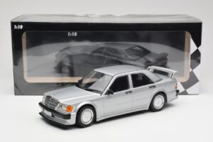 Mercedes 190E 2.5-16 EVO 1 W201 Ασημί Minichamps 1:18 155036001 Μέταλλο - εικόνα 6 από 6
