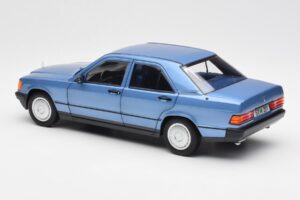 Mercedes 190E W201 Diamond Μπλε Dealer Edition Norev 1:18 B66040661 Μέταλλο - εικόνα 7 από 8