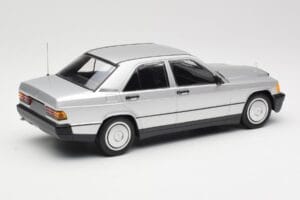 Mercedes 190E W201 Ασημί Minichamps 1:18 155037004 Μέταλλο - εικόνα 2 από 6