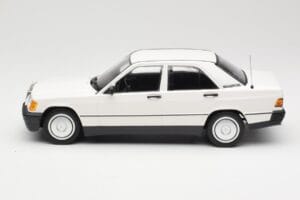 Mercedes 190E W201 Λευκό Minichamps 1:18 155037002 Μέταλλο - εικόνα 3 από 6