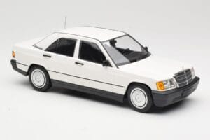 Mercedes 190E W201 Λευκό Minichamps 1:18 155037002 Μέταλλο - εικόνα 4 από 6