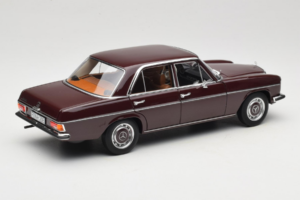 Mercedes 200 W115 Σκούρο Κοκκινοκάστανο Norev 1:18 183778 Μέταλλο - εικόνα 3 από 8
