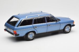 Mercedes 200 S123 T-Model Diamond Μπλε Dealer Edition Norev 1:18 B66040671 Μέταλλο - εικόνα 3 από 8