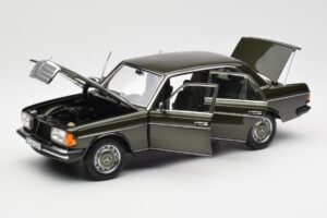 Mercedes 200 W123 Cypress Πράσινο Μεταλλικό Dealer Edition Norev 1:18 B66040654 Μέταλλο - εικόνα 2 από 8