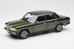 Mercedes 200 W123 Cypress Πράσινο Μεταλλικό Dealer Edition Norev 1:18 B66040654 Μέταλλο