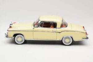Mercedes 220 SE W128 Coupe Μπεζ Sun Star 1:18 3562 Μέταλλο - εικόνα 4 από 8