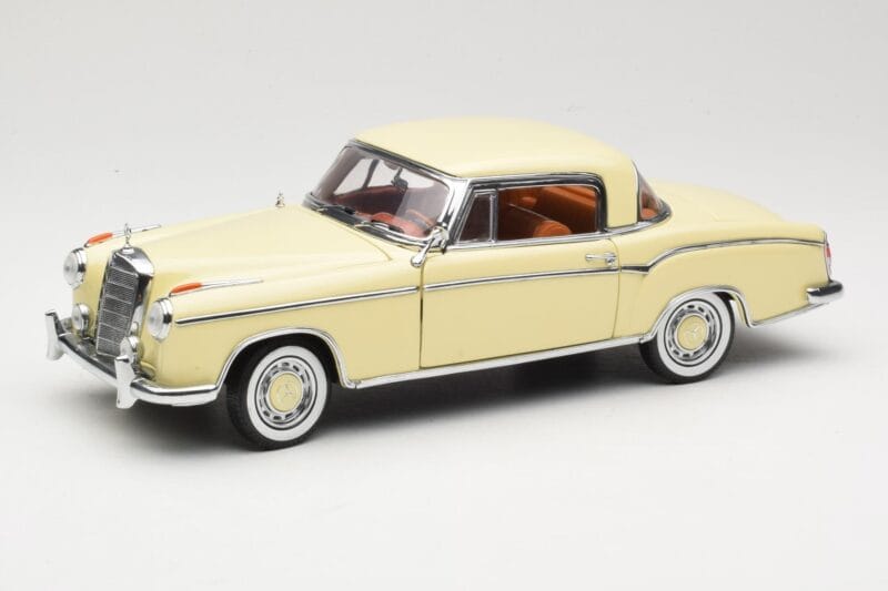 Mercedes 220 SE W128 Coupe Μπεζ Sun Star 1:18 3562 Μέταλλο
