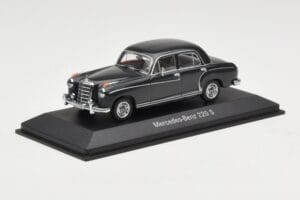 Mercedes 220S W180 Ανοιχτό Γκρι Minichamps 1:43 B66040534 Μέταλλο - εικόνα 2 από 4