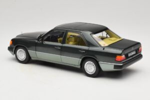 Mercedes 230E W124 Night Green Metallic Norev 1:18 183952 Μέταλλο - εικόνα 7 από 8