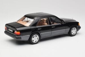Mercedes 230E W124 AMG Wheels Μαύρο Περιορισμένη Έκδοση Norev 1:18 183950 Μέταλλο - εικόνα 3 από 12
