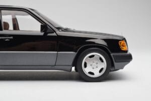 Mercedes 230E W124 AMG Wheels Μαύρο Περιορισμένη Έκδοση Norev 1:18 183950 Μέταλλο - εικόνα 8 από 12