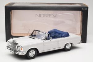 Mercedes 280 SE W111 Καμπριολέ Ανοιχτό Γκρι Norev 1:18 183530 Μέταλλο - εικόνα 8 από 8