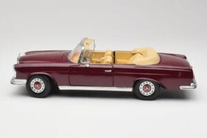 Mercedes 280SE W108 Bordeaux Κόκκινο Maisto 1:18 31811 Μέταλλο - εικόνα 4 από 8