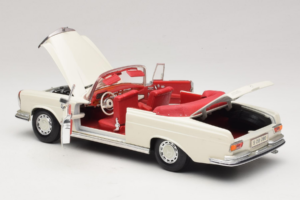Mercedes 280 SE W108 Λευκό Maisto 1:18 52111 Μέταλλο - εικόνα 5 από 8