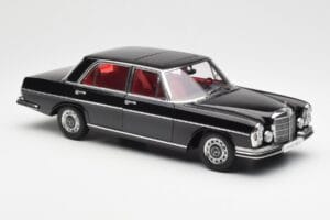 Mercedes 300 SEL 6.3 W109 Μαύρο AUTOart 1:18 76140 Μέταλλο - εικόνα 6 από 8