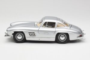 Mercedes 300 SL Ασημί Bburago 1:18 3013 Μέταλλο - εικόνα 4 από 8