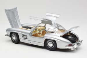 Mercedes 300 SL Ασημί Bburago 1:18 3013 Μέταλλο - εικόνα 5 από 8