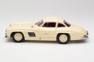 Mercedes 300 SL W198 Κρεμ Με Κόκκινο Εσωτερικό Minichamps 1:18 180039002 Μέταλλο - εικόνα 4 από 8