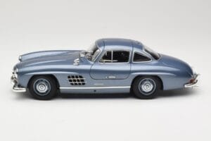 Mercedes 300 SL W198 Gullwing Light Blue Metallic Minichamps 1:18 110037220 Μέταλλο - εικόνα 4 από 8