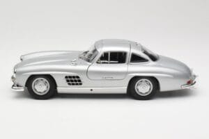 Mercedes 300 SL W198 Gullwing Ασημί Minichamps 1:18 110037210 Μέταλλο - εικόνα 4 από 8