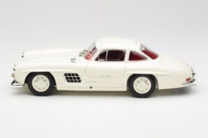 Mercedes 300 SL W198 Λευκό Minichamps 1:18 180039006 Μέταλλο - εικόνα 4 από 8