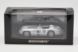 Mercedes 300 SLR #19 P. Levegh / J. Fitch 24 Hours of Le Mans 1955 Minichamps 1:43 432553000 Μέταλλο - εικόνα 4 από 4