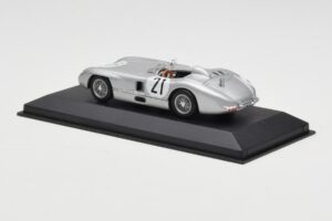 Mercedes 300 SLR #21 K. Kling / A. Simon 24 Hours of Le Mans 1955 Minichamps 1:43 432553021 Μέταλλο - εικόνα 3 από 4