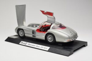 Mercedes 300 SLR Ασημί Revell 1:12 08851 Μέταλλο - εικόνα 5 από 8