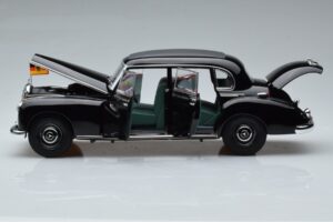 Mercedes 300 W186 Konrad Adenauer Norev 1:18 183707 Μέταλλο - εικόνα 4 από 9