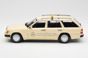 Mercedes 300D S124 T-Model Ανοιχτό Ελεφαντόδοντο Taxi Dealer Edition Norev 1:18 B66040702 Μέταλλο - εικόνα 4 από 8