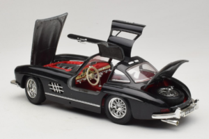 Mercedes 300SL Μαύρο Bburago 1:18 3015-M3 Μέταλλο - εικόνα 5 από 8