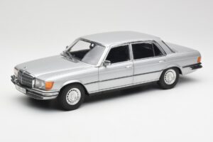 Mercedes 450 SEL 6.9 W116 Ασημί Revell 1:18 8955 Μέταλλο
