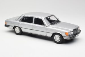 Mercedes 450 SEL 6.9 W116 Ασημί Revell 1:18 8955 Μέταλλο - εικόνα 6 από 8