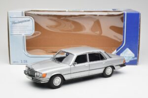 Mercedes 450 SEL 6.9 W116 Ασημί Revell 1:18 8955 Μέταλλο - εικόνα 8 από 8
