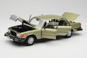 Mercedes 450 SEL W116 J.R. Ewing Dallas Ασημόπρασινο Norev 1:18 183975 Μέταλλο - εικόνα 3 από 8
