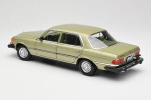 Mercedes 450 SEL W116 J.R. Ewing Dallas Ασημόπρασινο Norev 1:18 183975 Μέταλλο - εικόνα 6 από 8