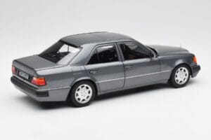 Mercedes 500 E W124 Pearl Γκρι Norev 1:18 183946 Μέταλλο - εικόνα 3 από 8