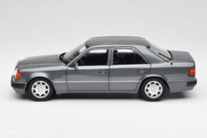 Mercedes 500 E W124 Pearl Γκρι Norev 1:18 183946 Μέταλλο - εικόνα 4 από 8