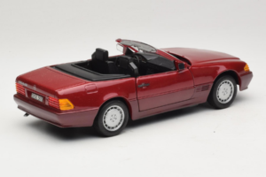 Mercedes 500 SL R129 Σκούρο Κόκκινο Revell 1:18 8801 Μέταλλο - εικόνα 3 από 8