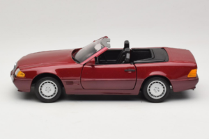 Mercedes 500 SL R129 Σκούρο Κόκκινο Revell 1:18 8801 Μέταλλο - εικόνα 4 από 8