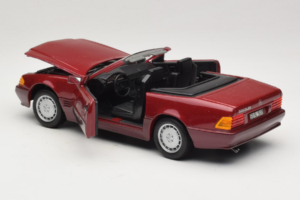 Mercedes 500 SL R129 Σκούρο Κόκκινο Revell 1:18 8801 Μέταλλο - εικόνα 5 από 8