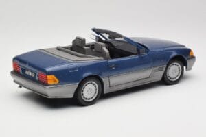 Mercedes SL 500 R129 Nautic Blue Metallic Revell 1:18 8081 Μέταλλο - εικόνα 3 από 8