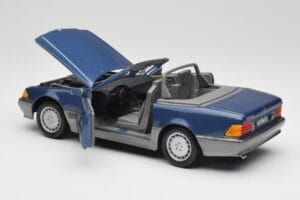 Mercedes SL 500 R129 Nautic Blue Metallic Revell 1:18 8081 Μέταλλο - εικόνα 5 από 8