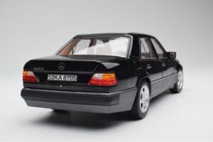 Mercedes 500E W124 Μαύρο Περιορισμένη Έκδοση Norev 1:18 183949 Μέταλλο - εικόνα 10 από 12